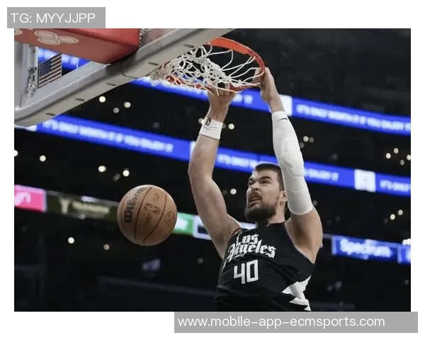 比尔谈防守策略强调限制太阳队三分出手机会的重要性 比尔谈防守策略强调限制太阳队三分出手机会的重要性