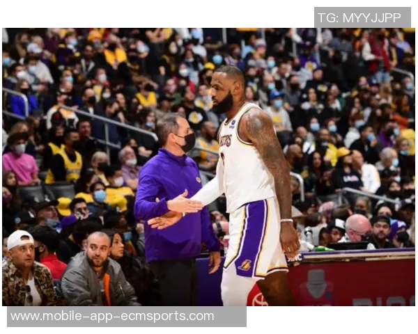 帕里什向詹姆斯致敬称纪录是用来打破的祝贺其胜场数超越自己 帕里什向詹姆斯致敬称纪录是用来打破的祝贺其胜场数超越自己