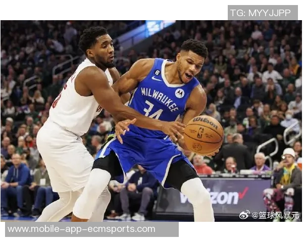 字母哥因左侧腹股沟轻微拉伤预计缺席一到两周比赛